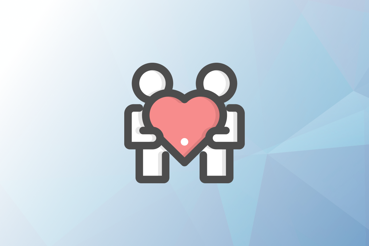 Graphic on the standard seoplus+ blue triangle background two characters holing a heart icon.